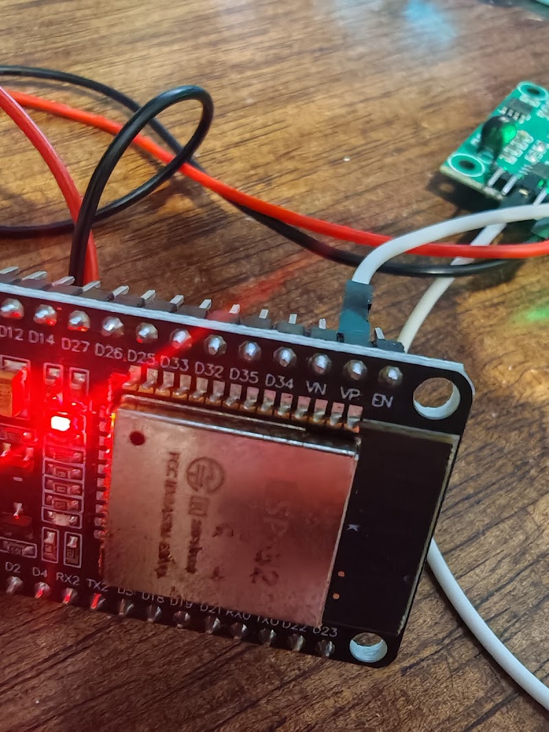 The pH signal conditioning board — note the trimpot used for calibration